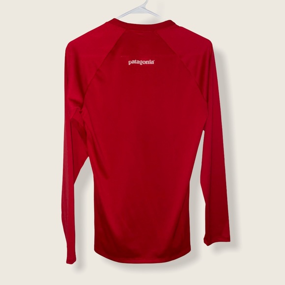 Patagonia red long sleeve top - Picture 3 of 4